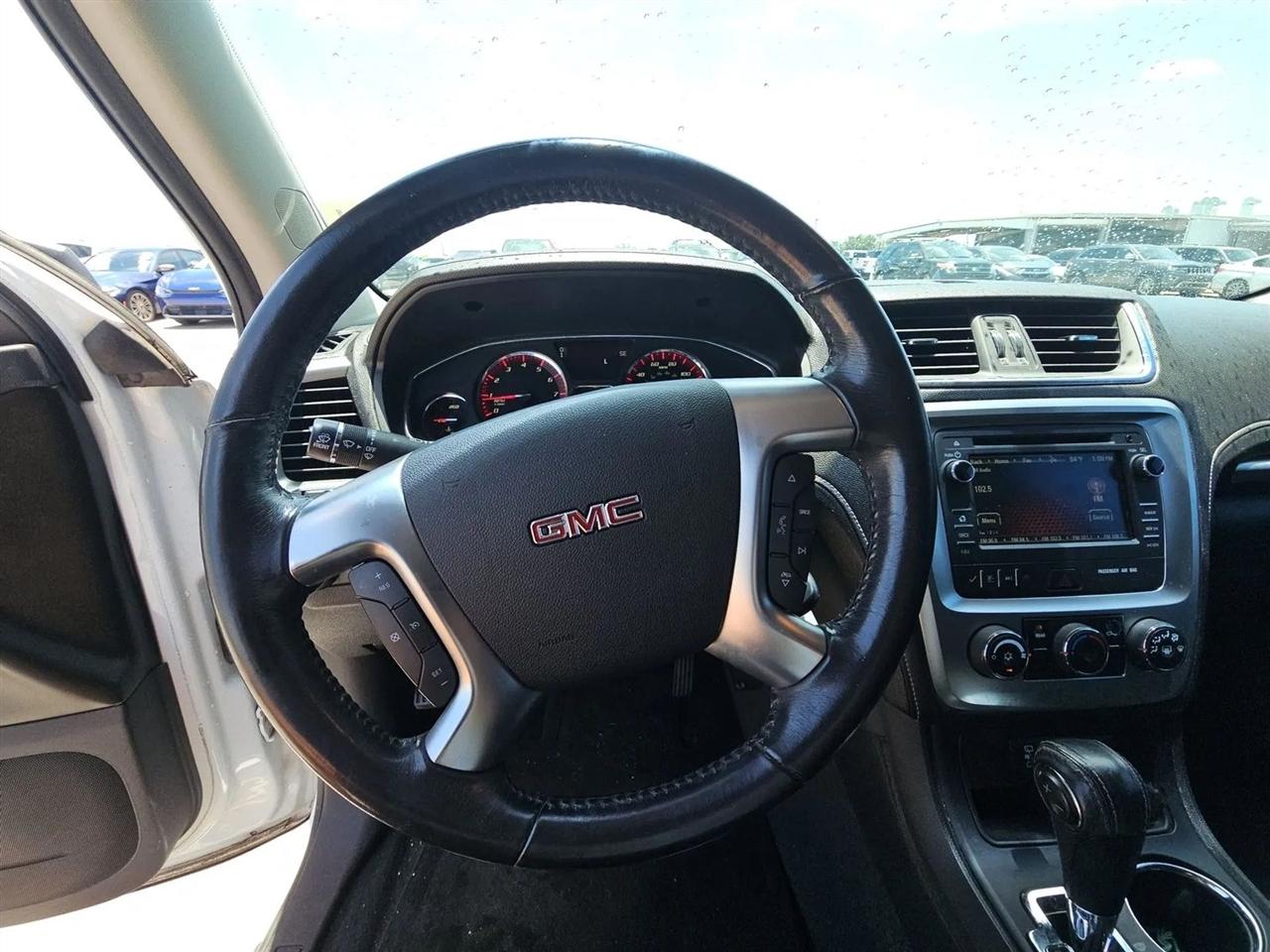 GMC Acadia FWD 4dr SLE w/SLE-2 2016