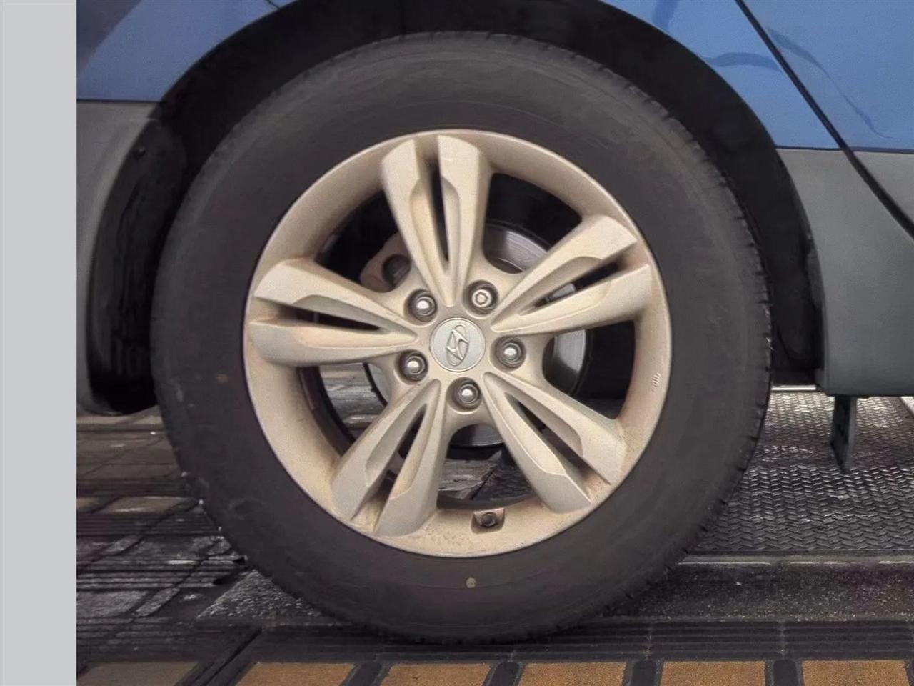 Hyundai Tucson FWD 4dr Auto GLS 2012