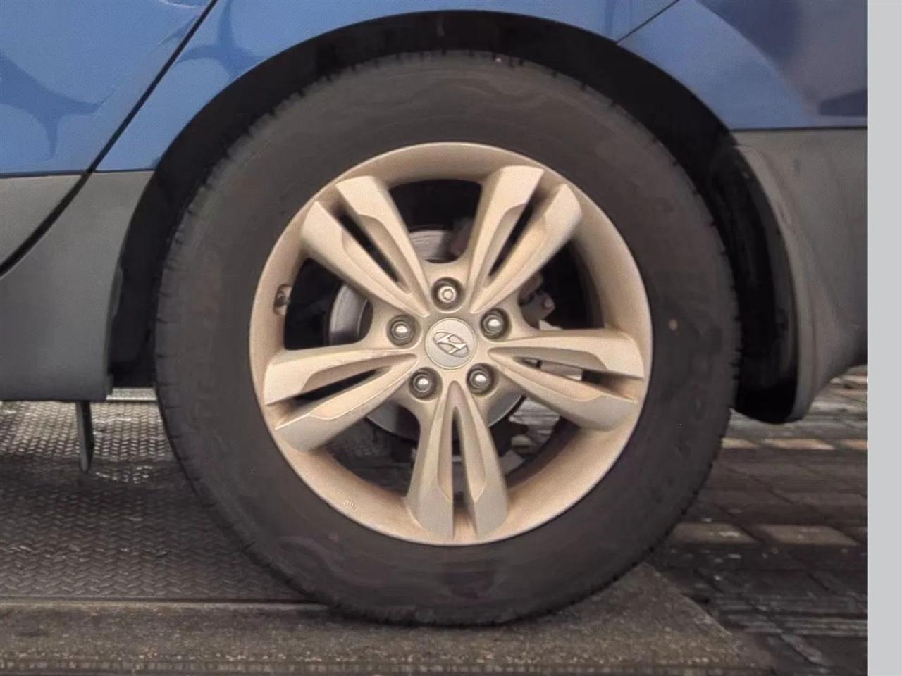Hyundai Tucson FWD 4dr Auto GLS 2012