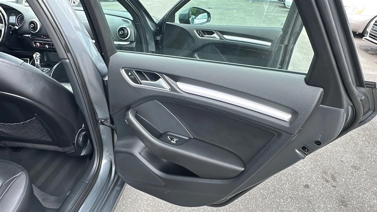 Audi A3 4dr Sdn quattro 2.0T Premium 2016