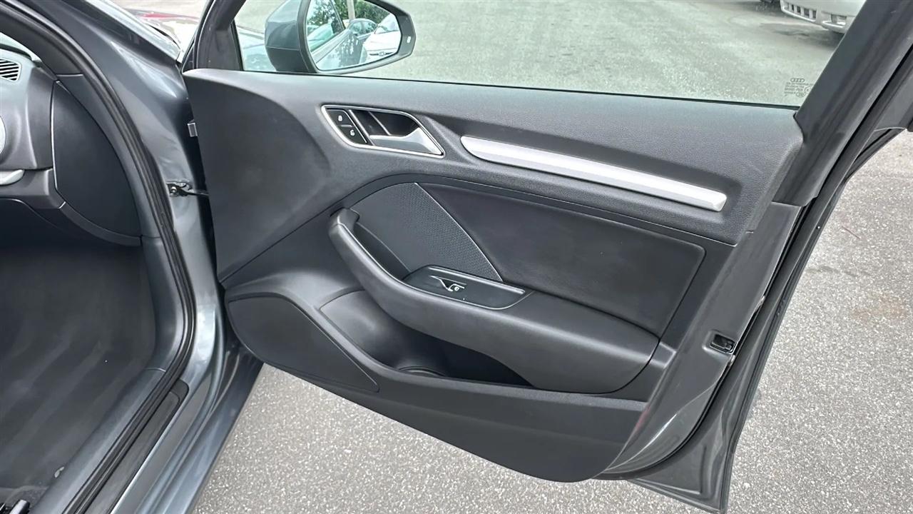 Audi A3 4dr Sdn quattro 2.0T Premium 2016
