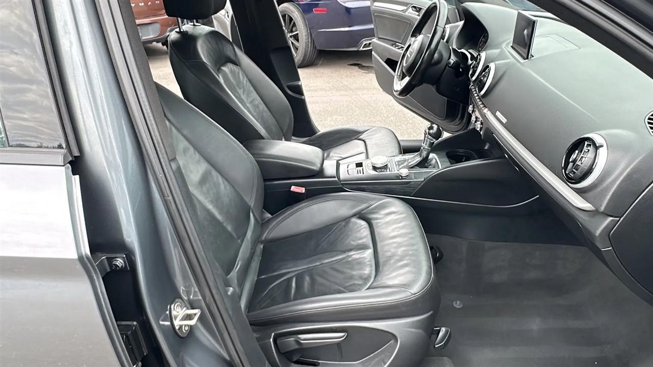 Audi A3 4dr Sdn quattro 2.0T Premium 2016