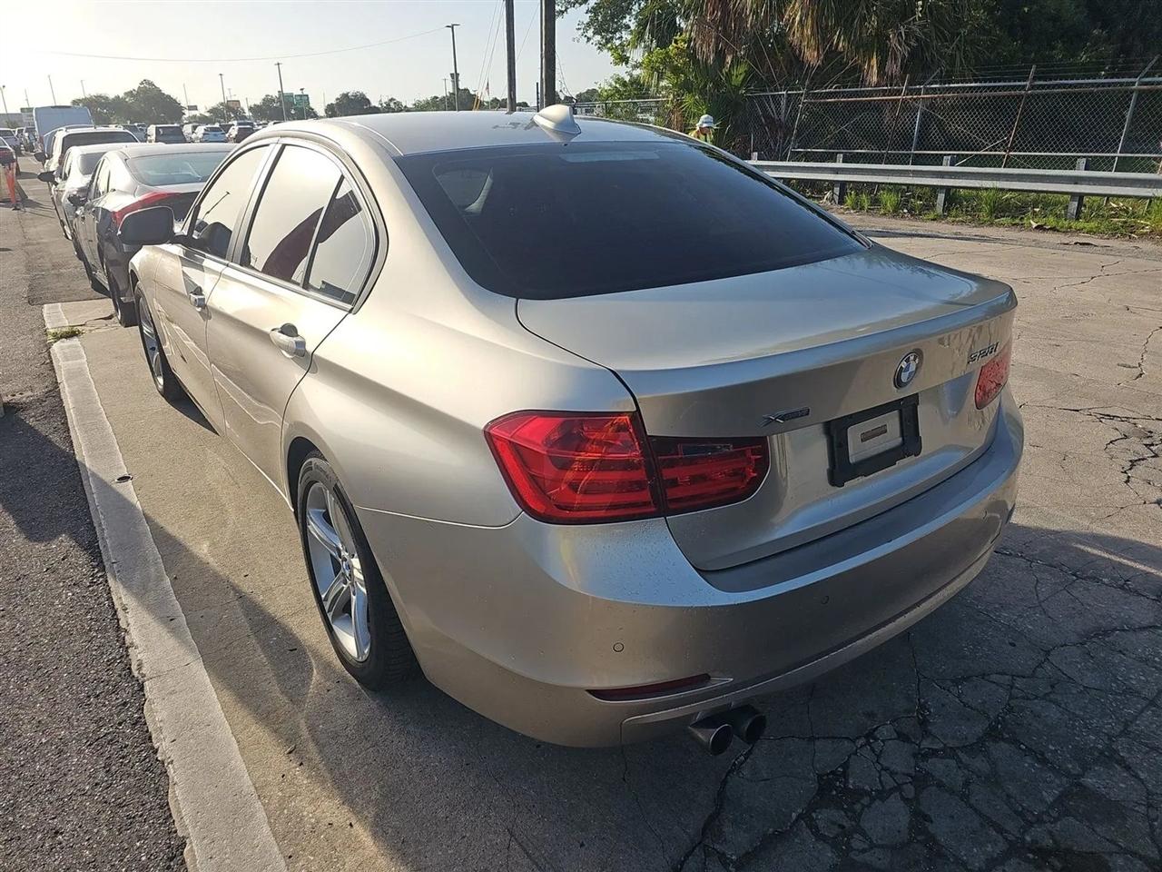 BMW 3 Series 4dr Sdn 328i xDrive AWD SULEV South Africa 2013