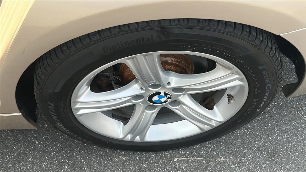BMW 3 Series  2013