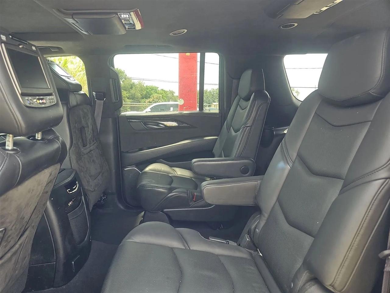 Cadillac Escalade ESV  2016