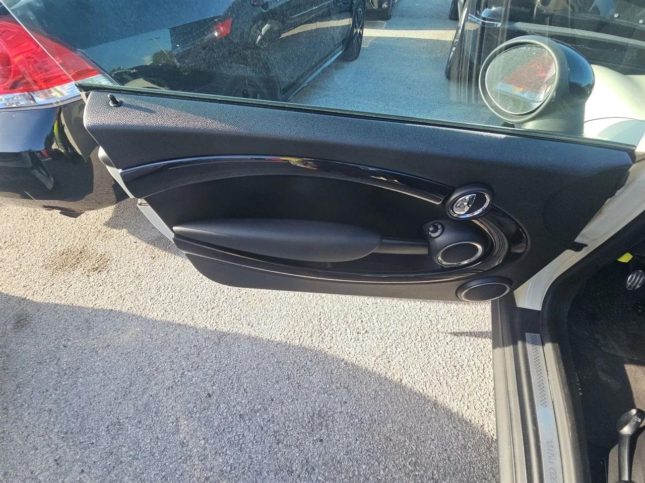MINI Cooper Clubman  2011