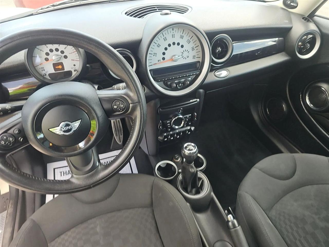 MINI Cooper Clubman  2011