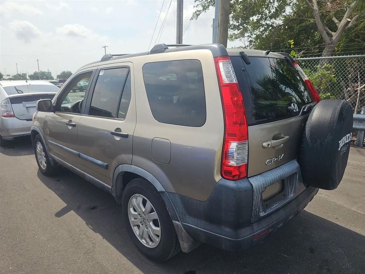 Honda CR-V  2005