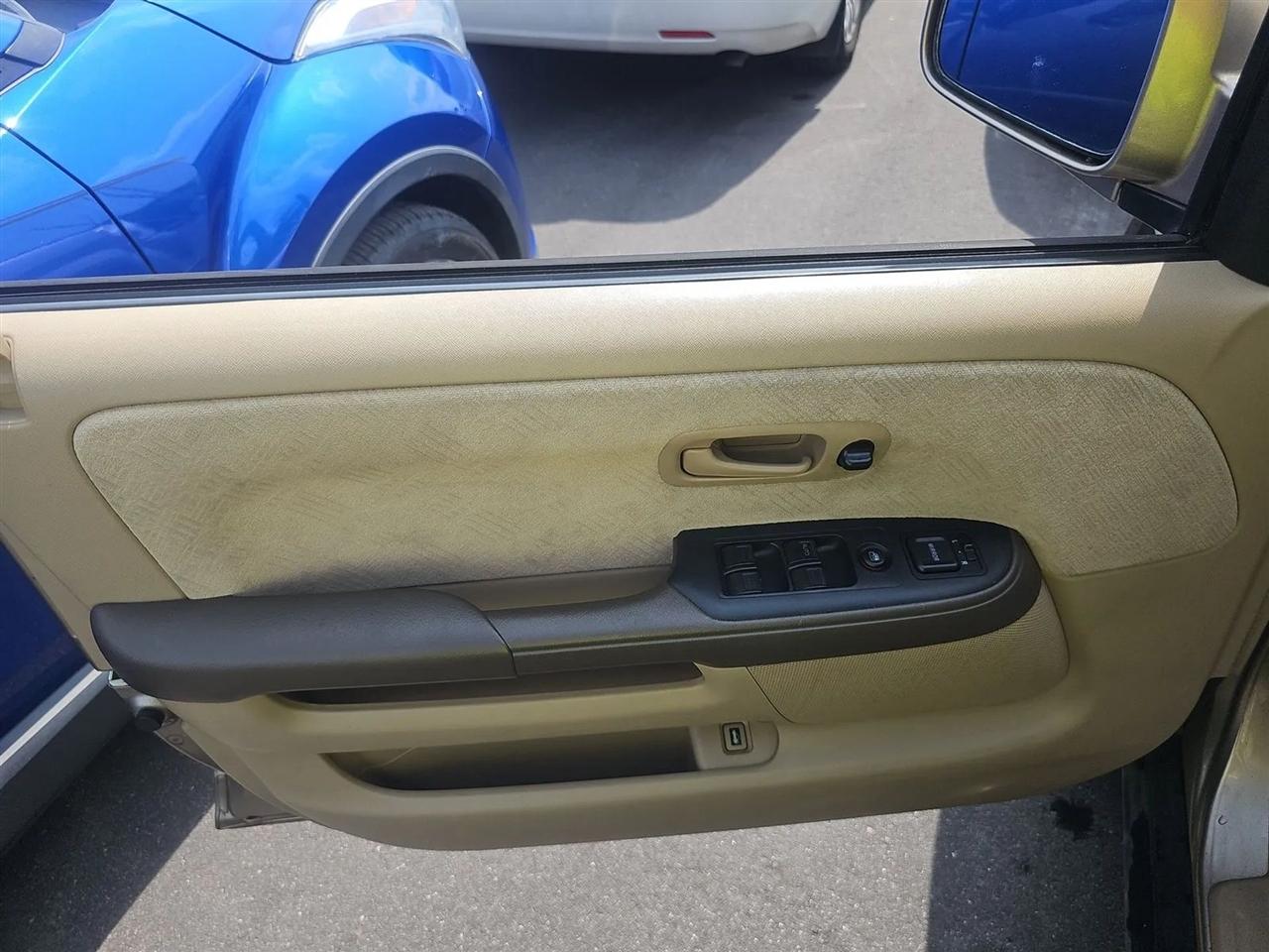 Honda CR-V  2005