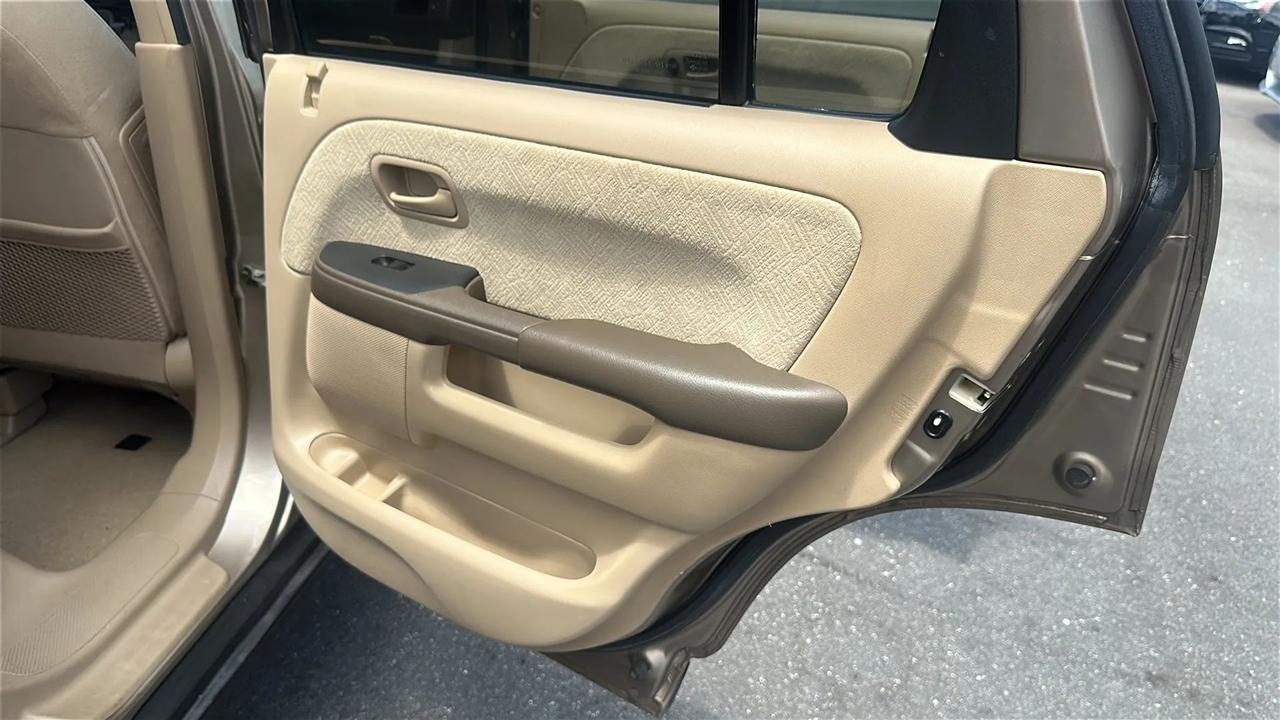 Honda CR-V  2005