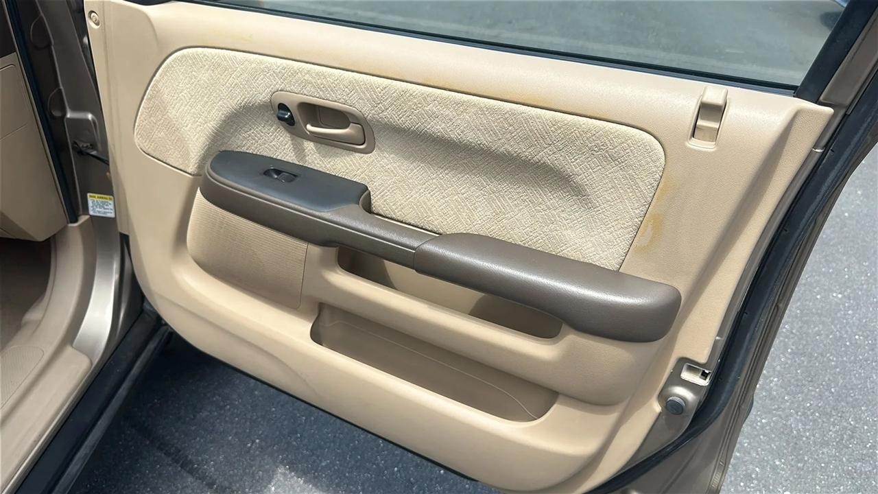 Honda CR-V  2005