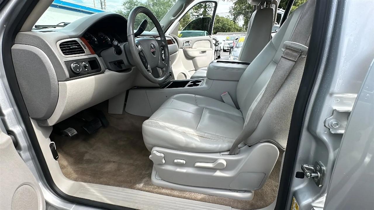 GMC Yukon XL  2014