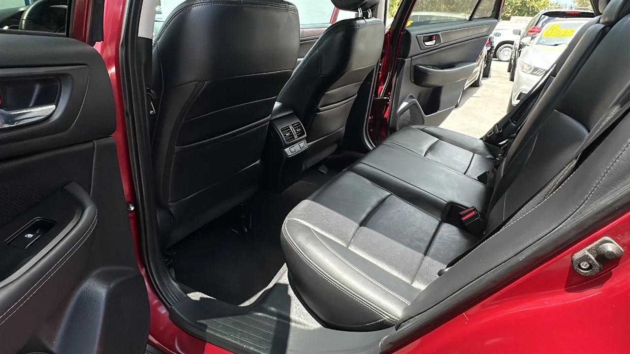 Subaru Outback  2015