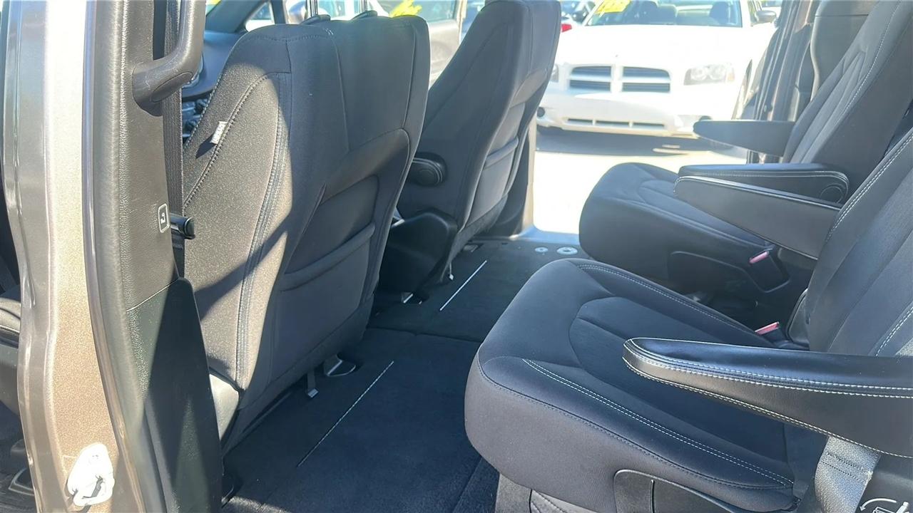 Chrysler Pacifica  2018