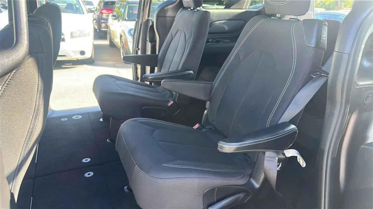 Chrysler Pacifica  2018