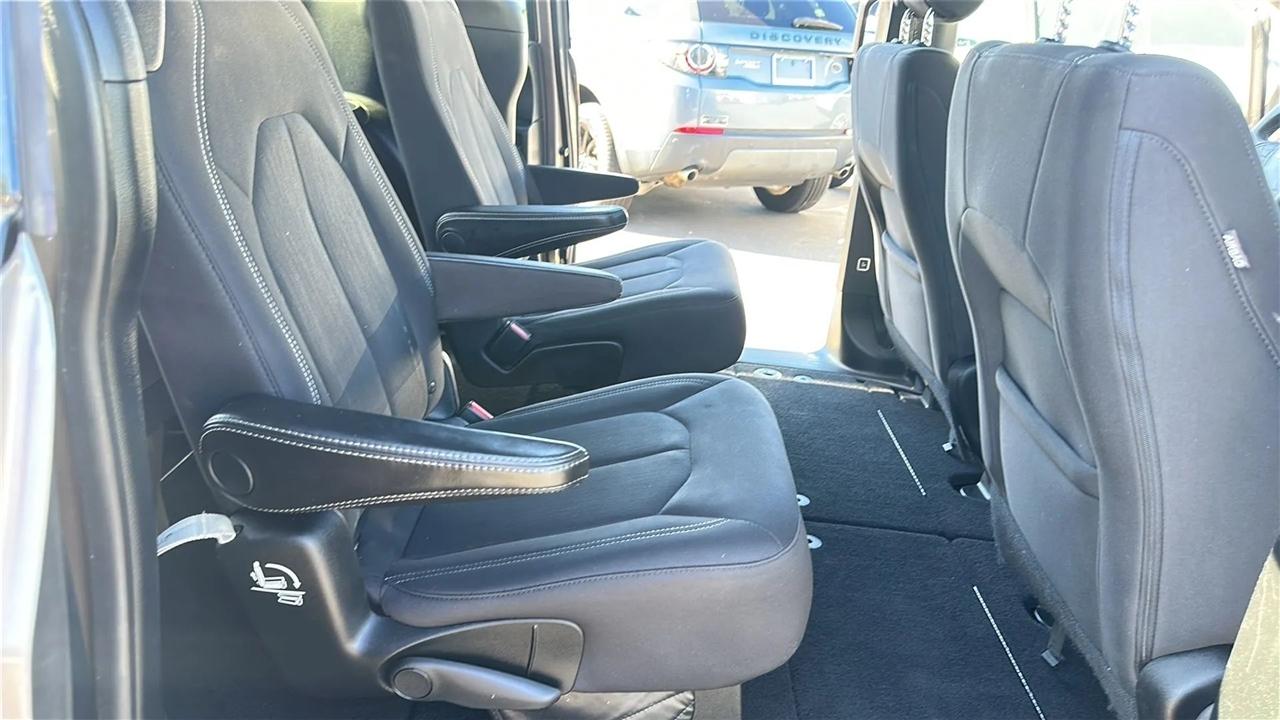 Chrysler Pacifica  2018