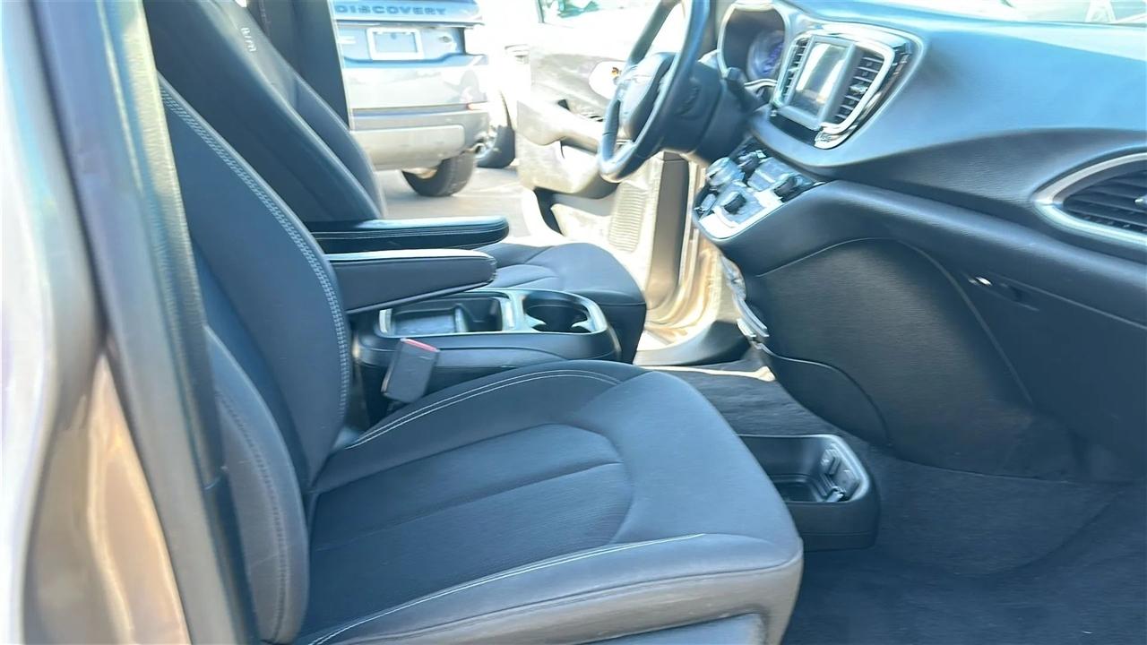 Chrysler Pacifica  2018