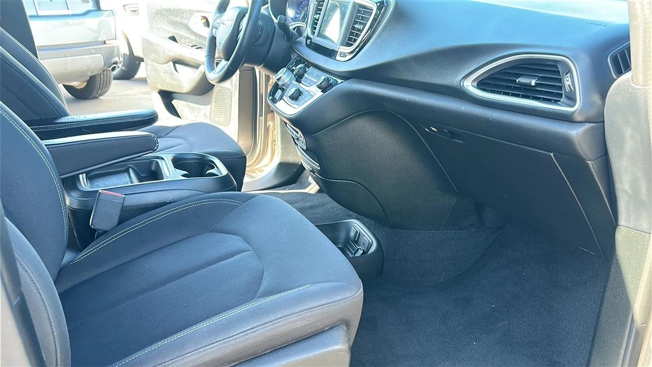 Chrysler Pacifica  2018
