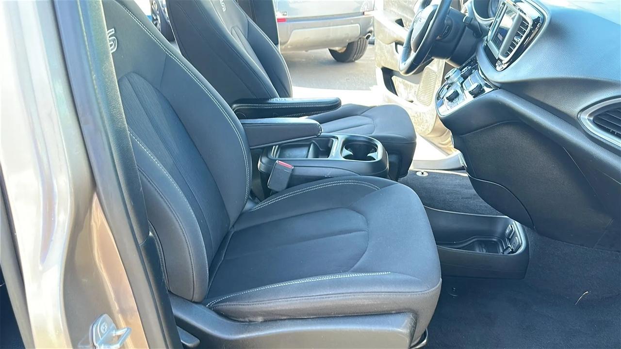 Chrysler Pacifica  2018