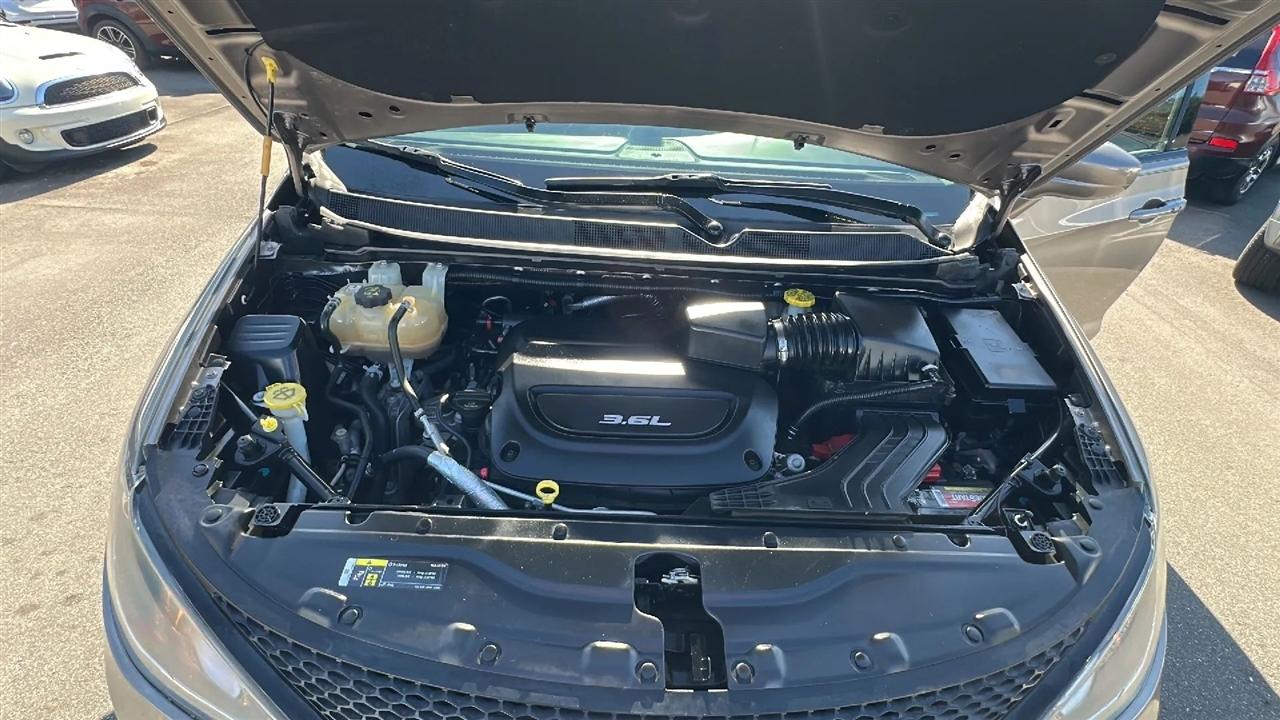 Chrysler Pacifica  2018