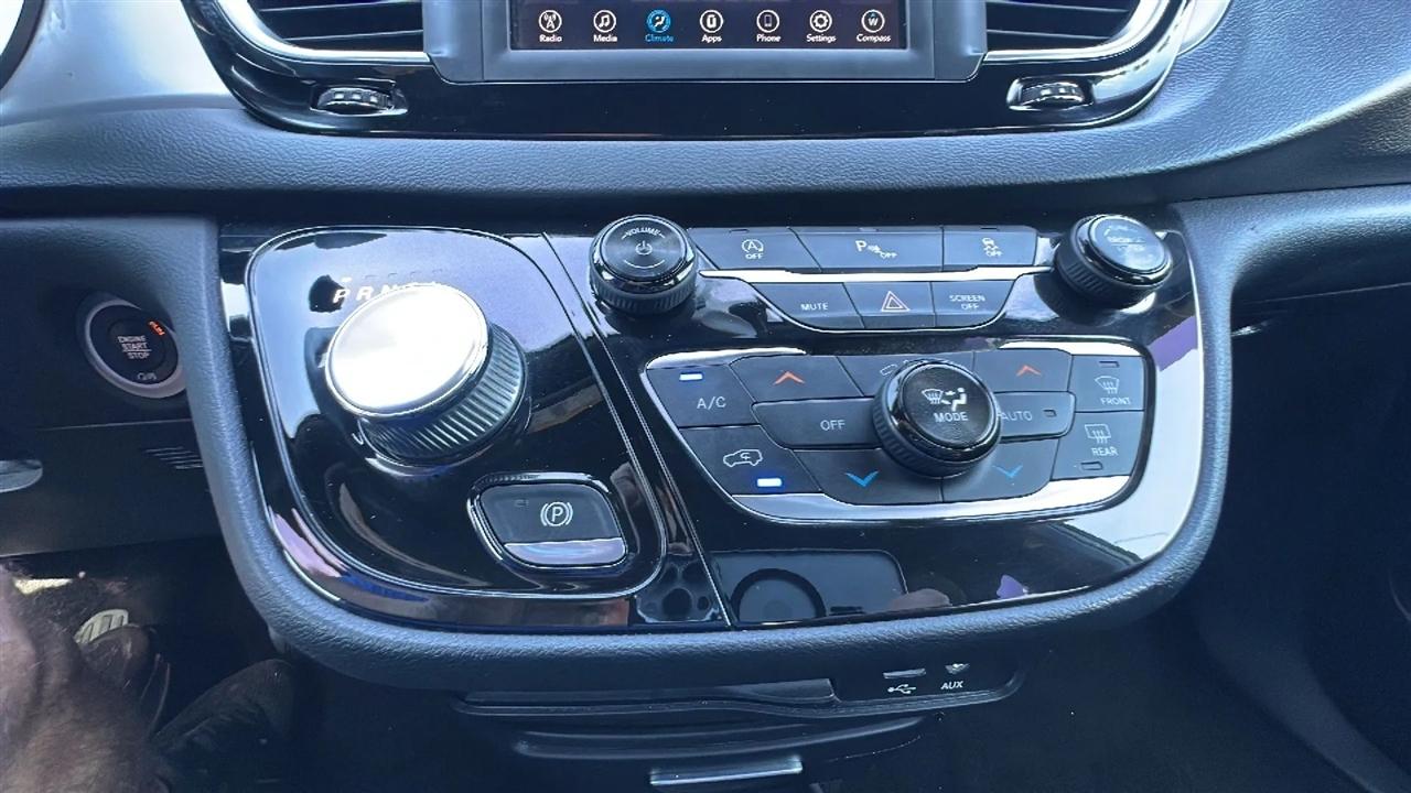 Chrysler Pacifica  2018