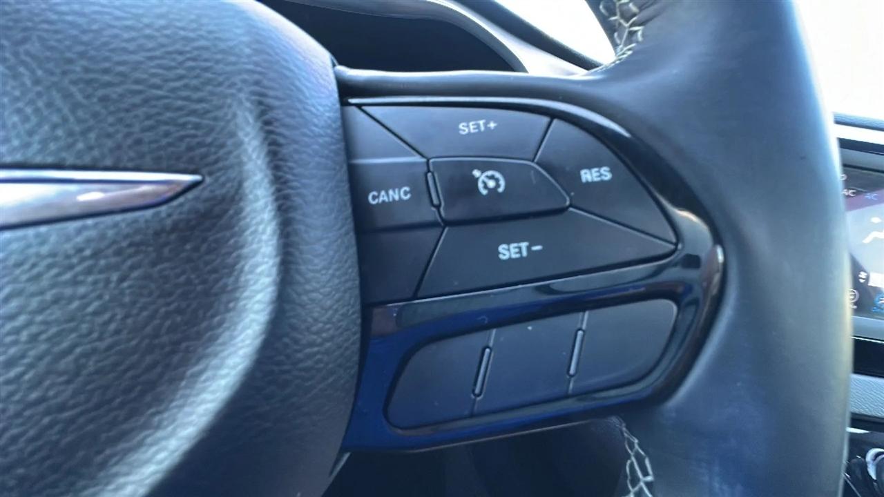 Chrysler Pacifica  2018