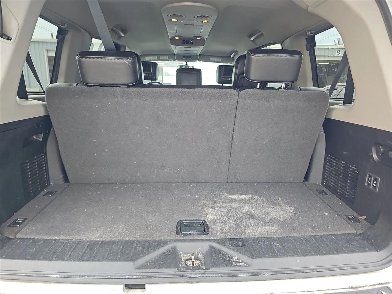 Nissan Armada  2015