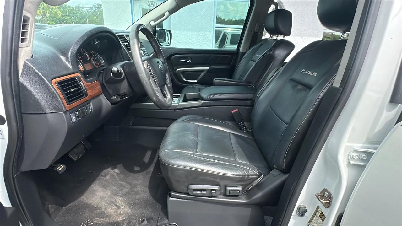Nissan Armada  2015