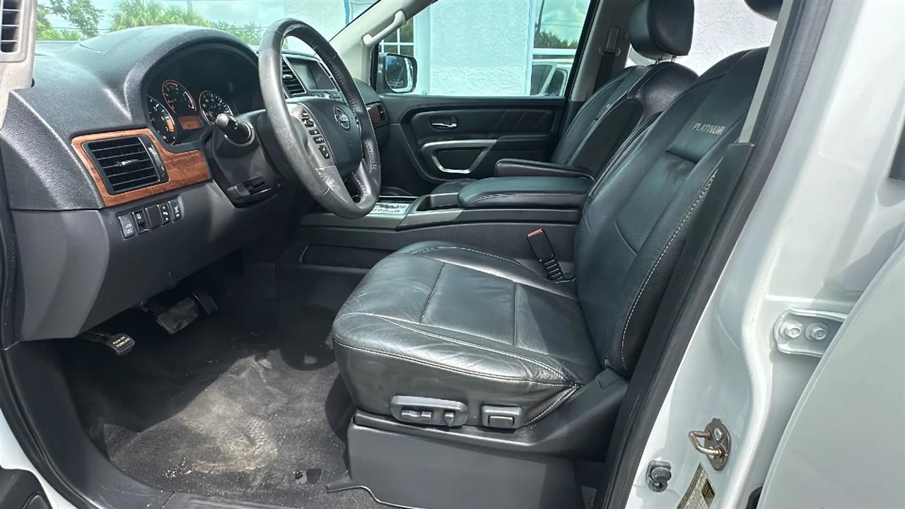 Nissan Armada  2015