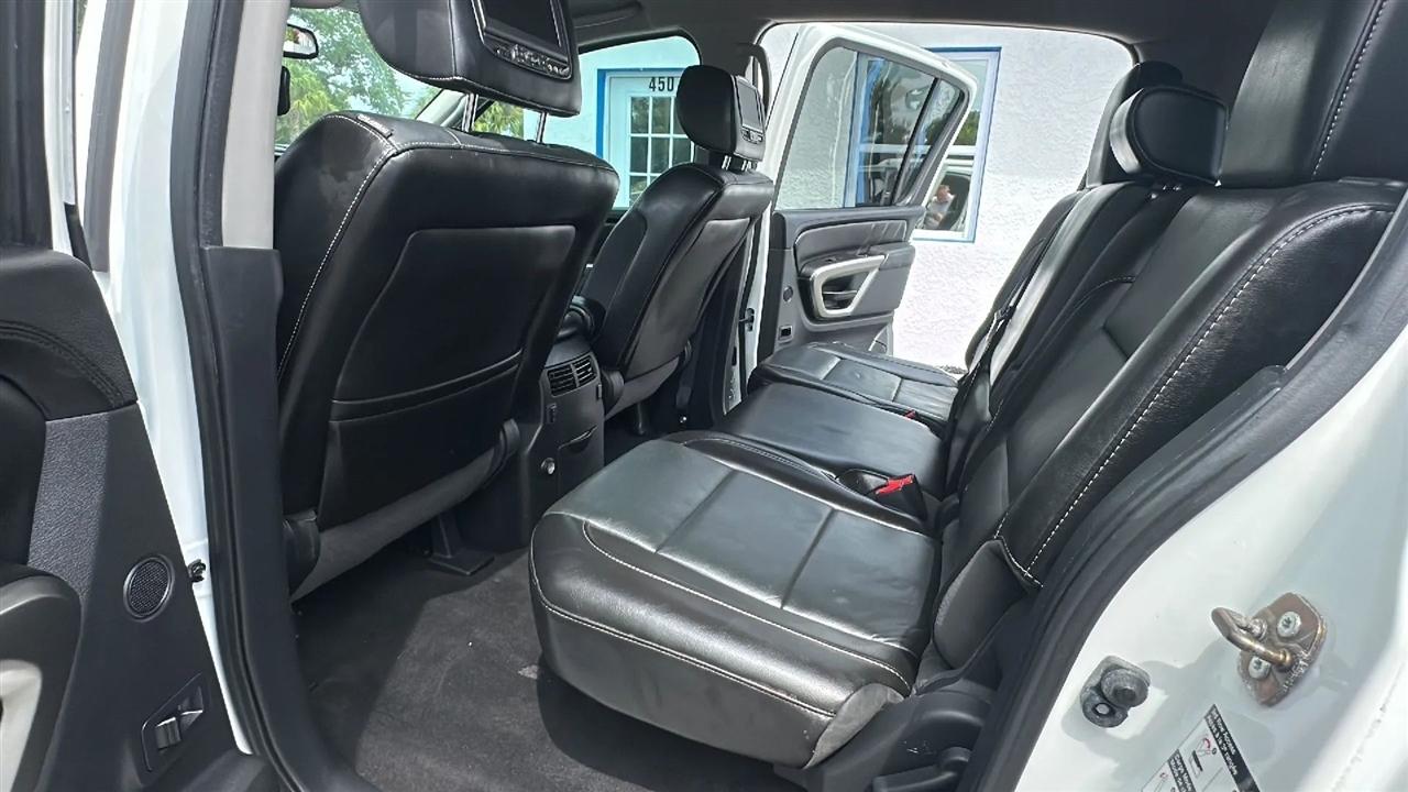 Nissan Armada  2015