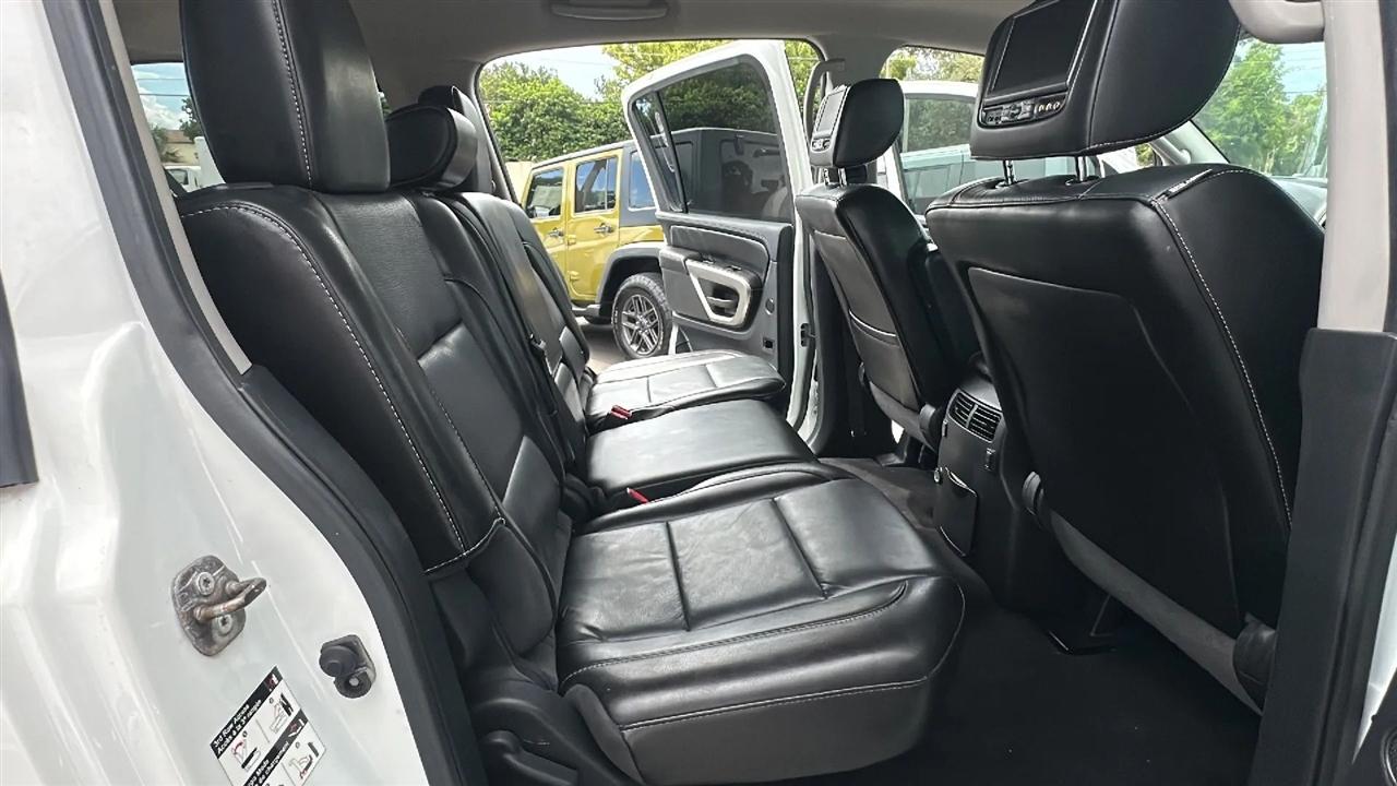 Nissan Armada  2015