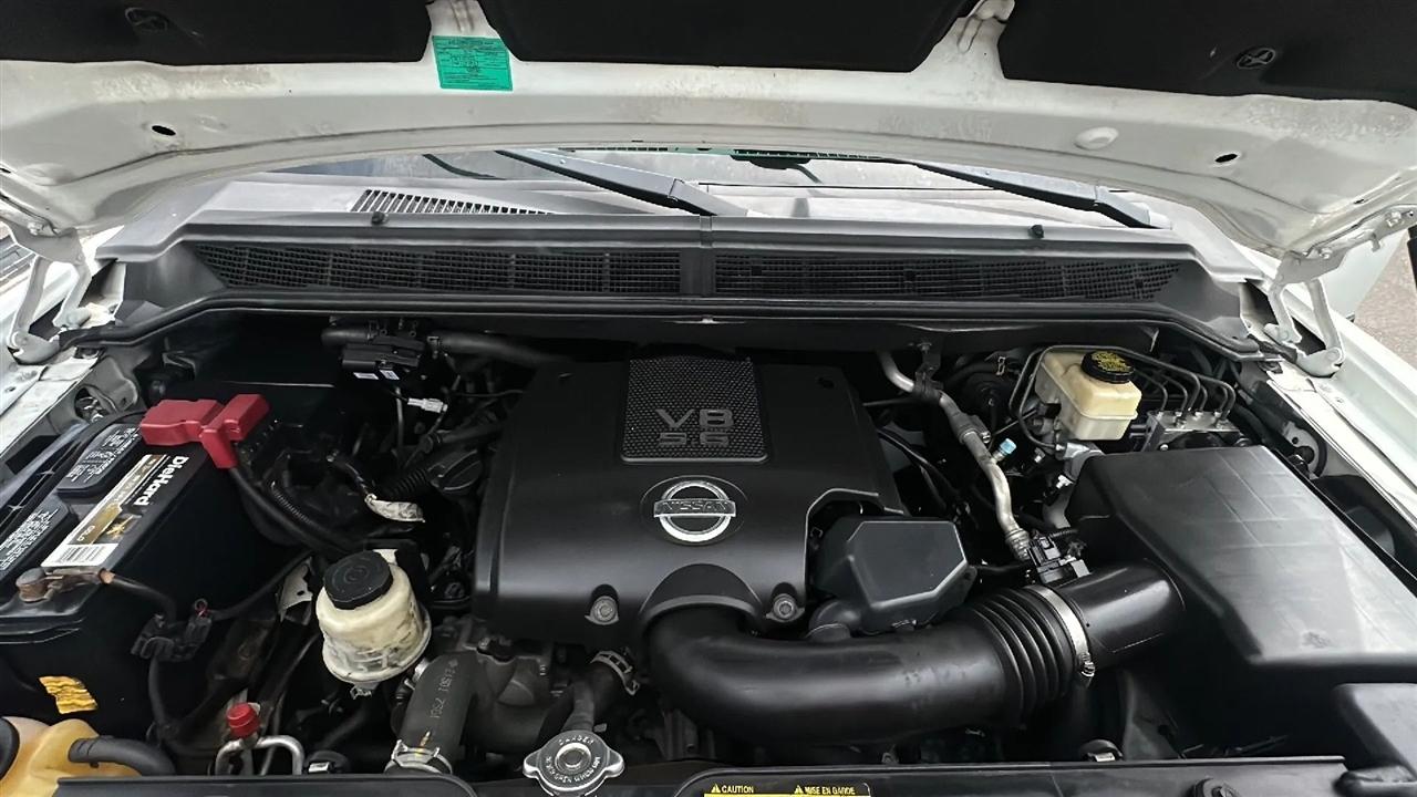 Nissan Armada  2015