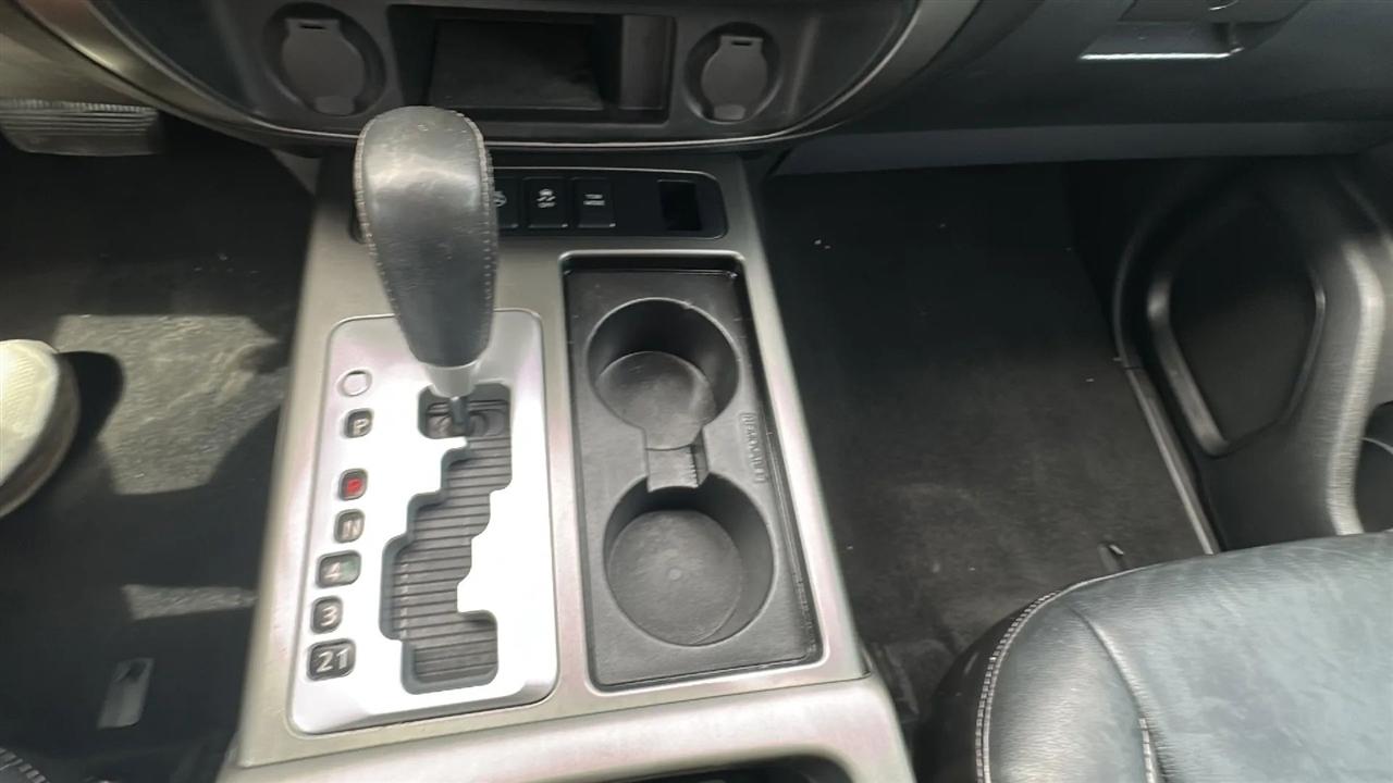 Nissan Armada  2015