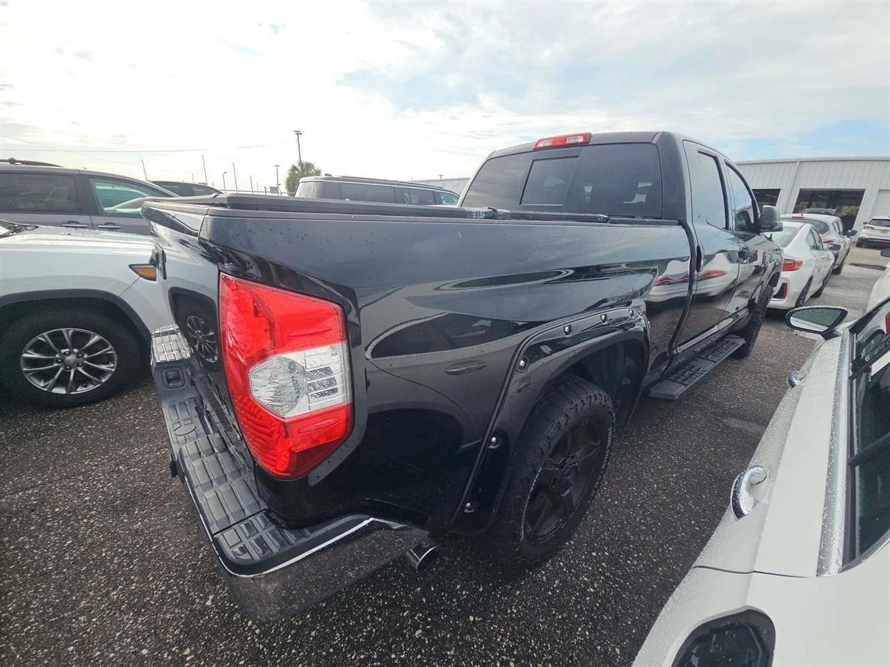 Toyota Tundra 2WD Truck  2016
