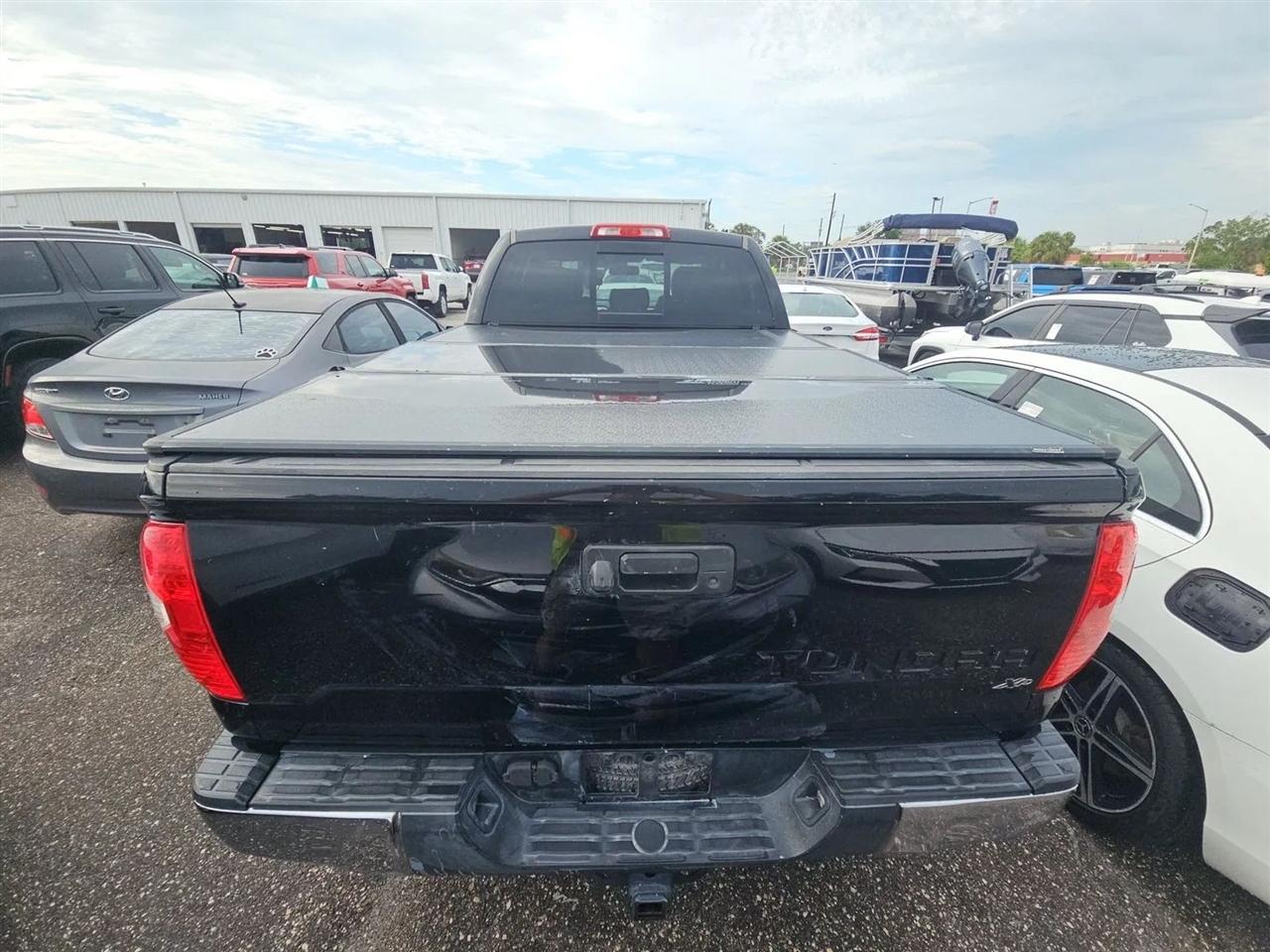Toyota Tundra 2WD Truck  2016