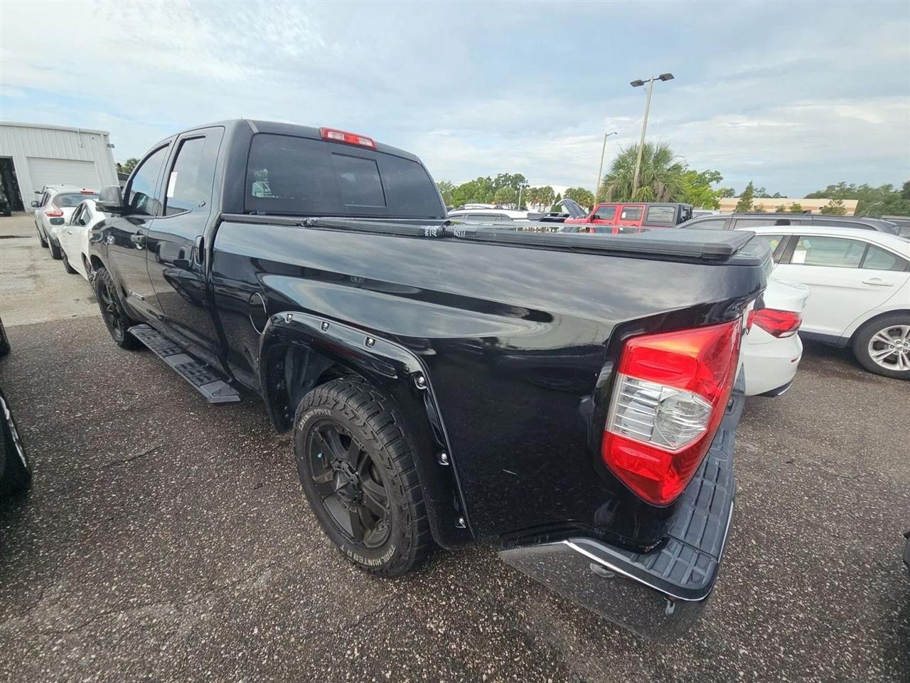 Toyota Tundra 2WD Truck  2016