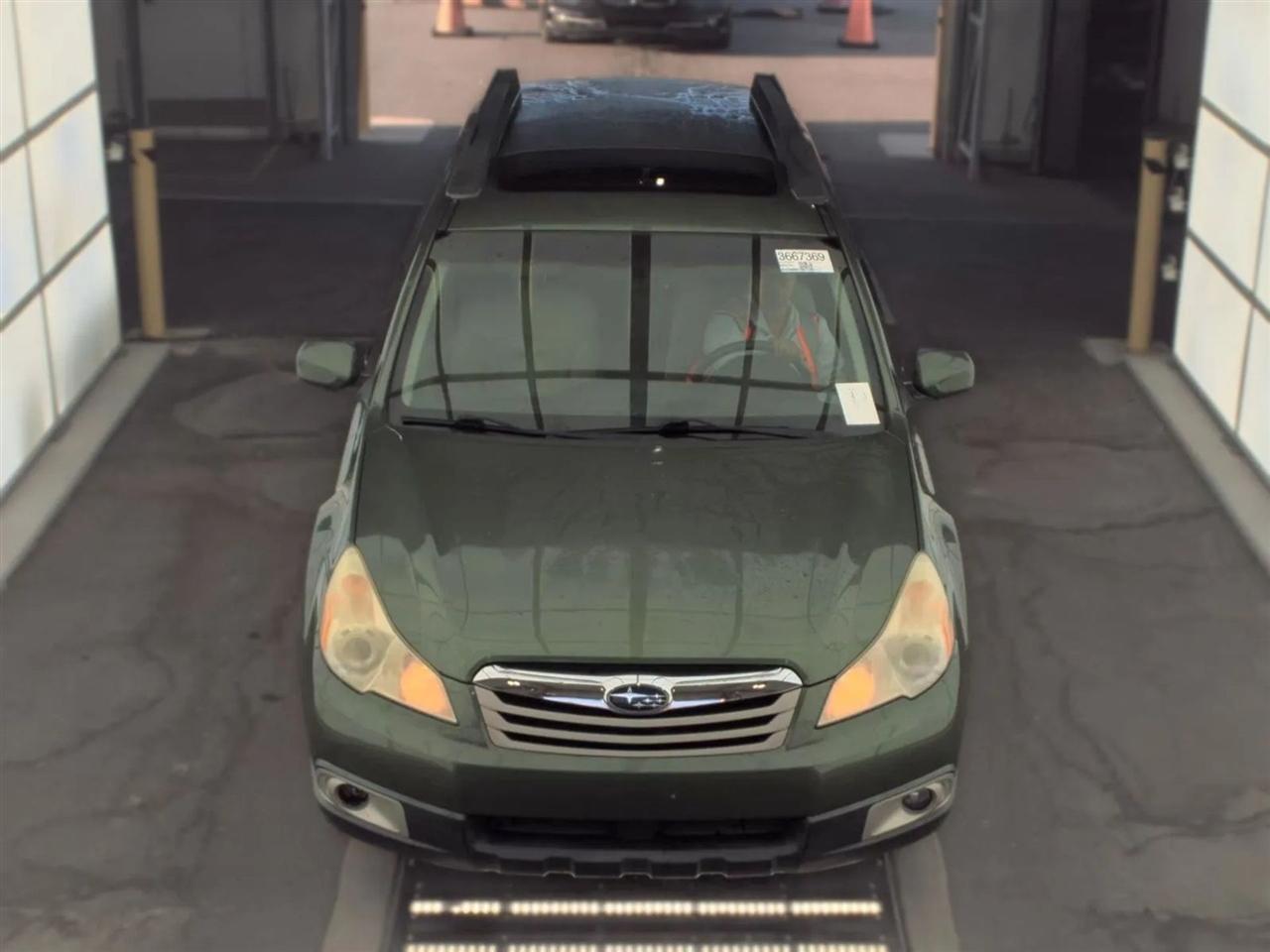 Subaru Outback  2011