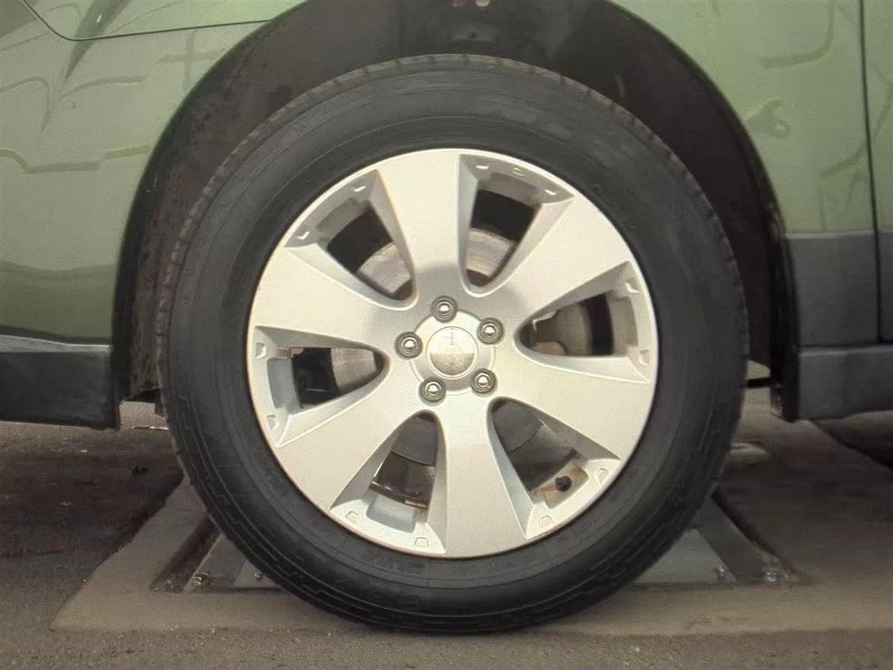 Subaru Outback  2011