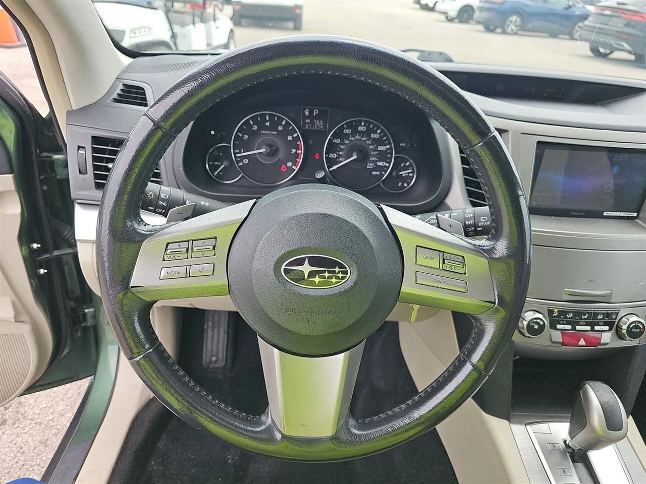 Subaru Outback  2011