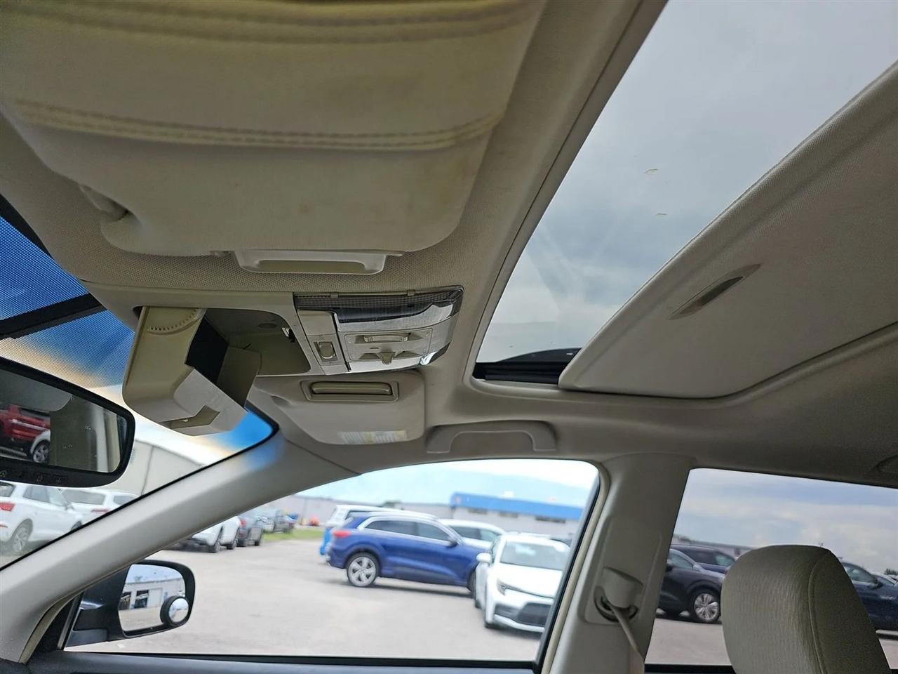 Subaru Outback  2011