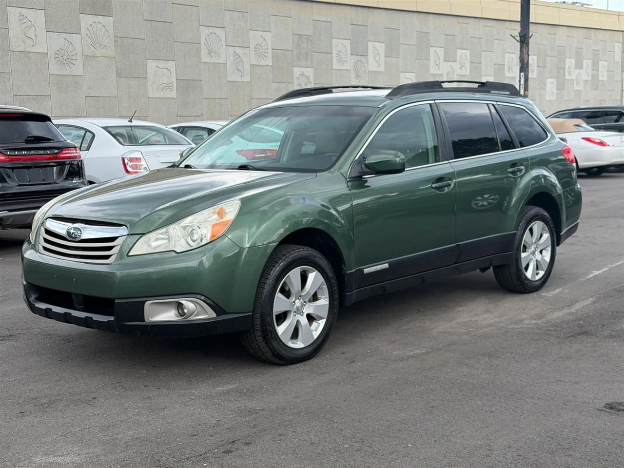 Subaru Outback  2011