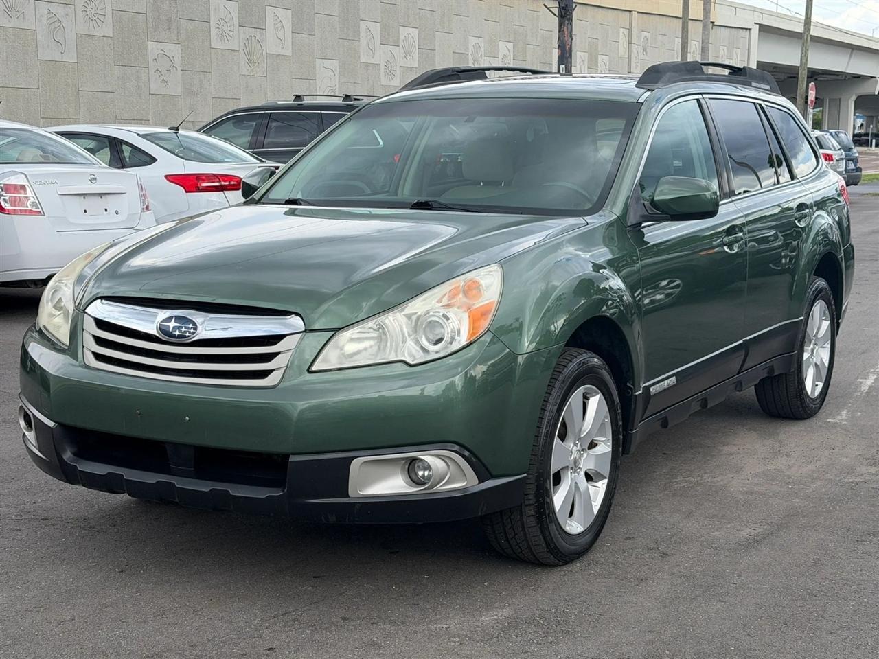 Subaru Outback  2011