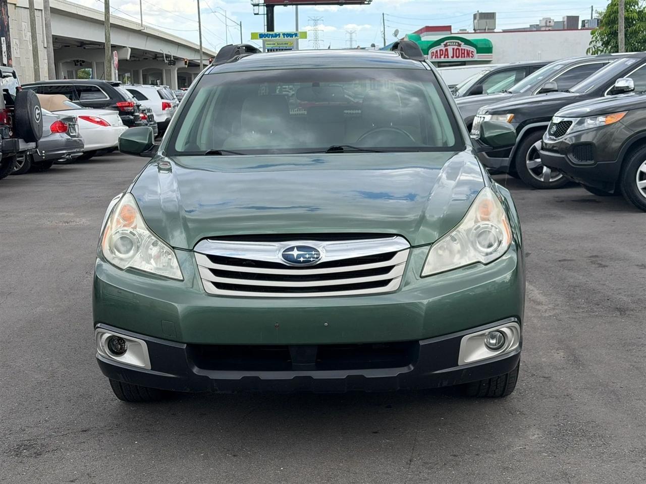Subaru Outback  2011