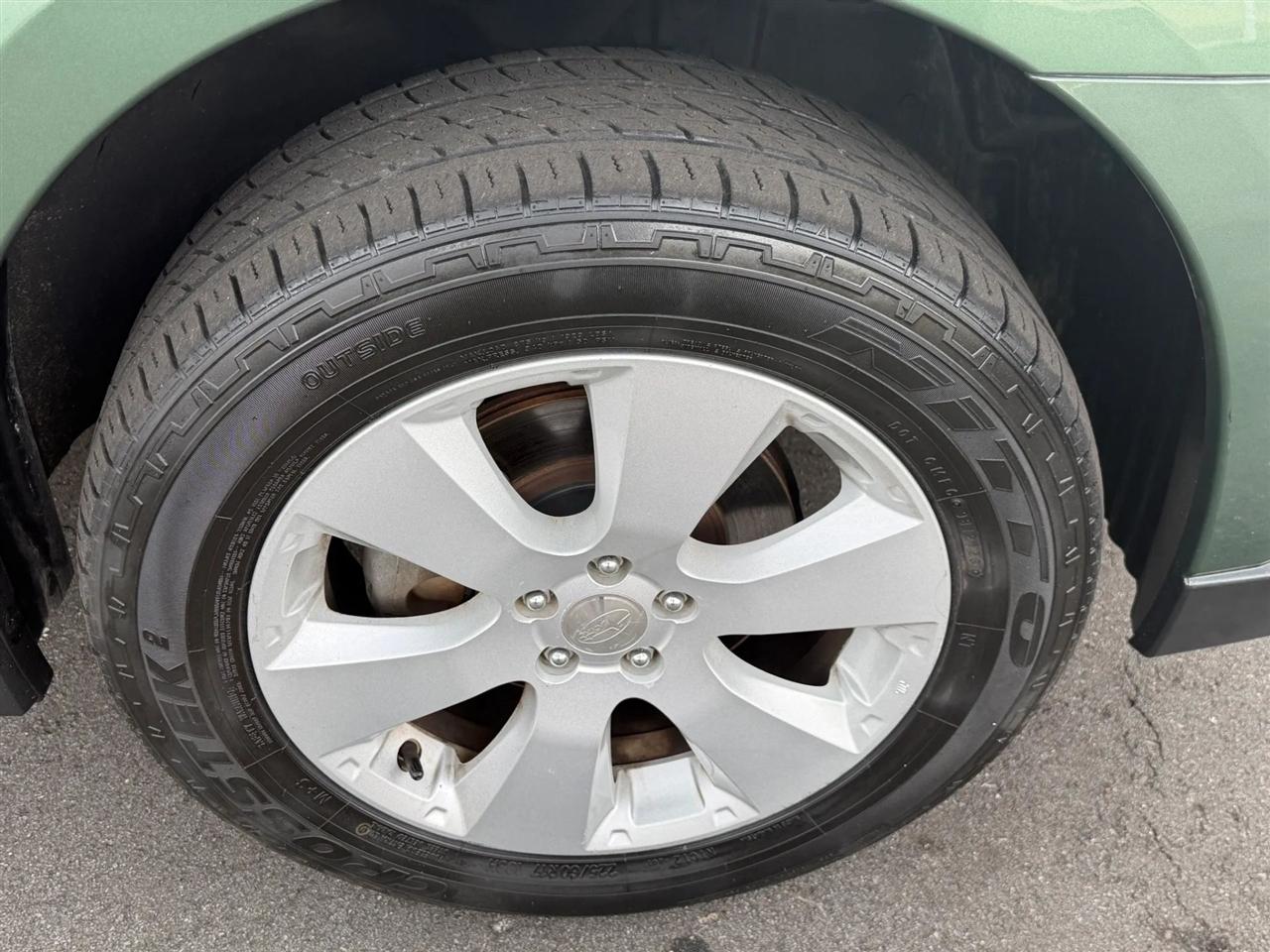 Subaru Outback  2011