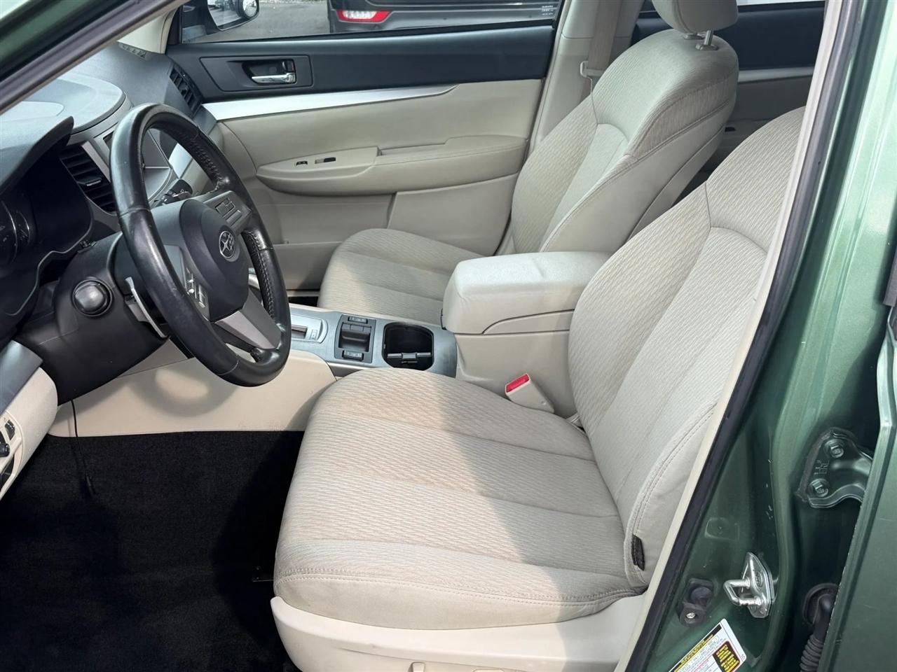 Subaru Outback  2011