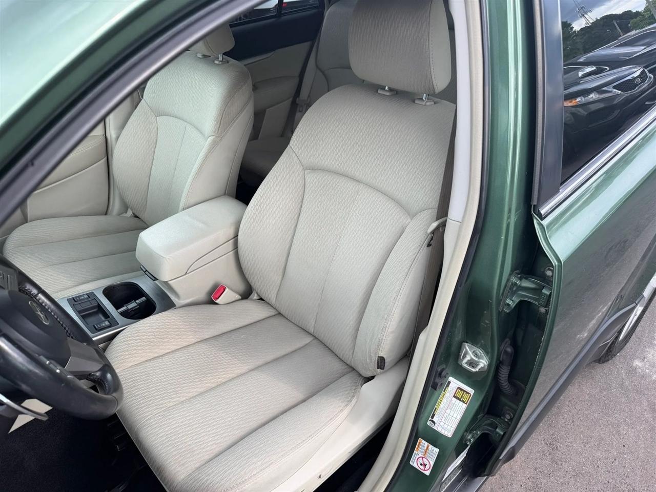 Subaru Outback  2011