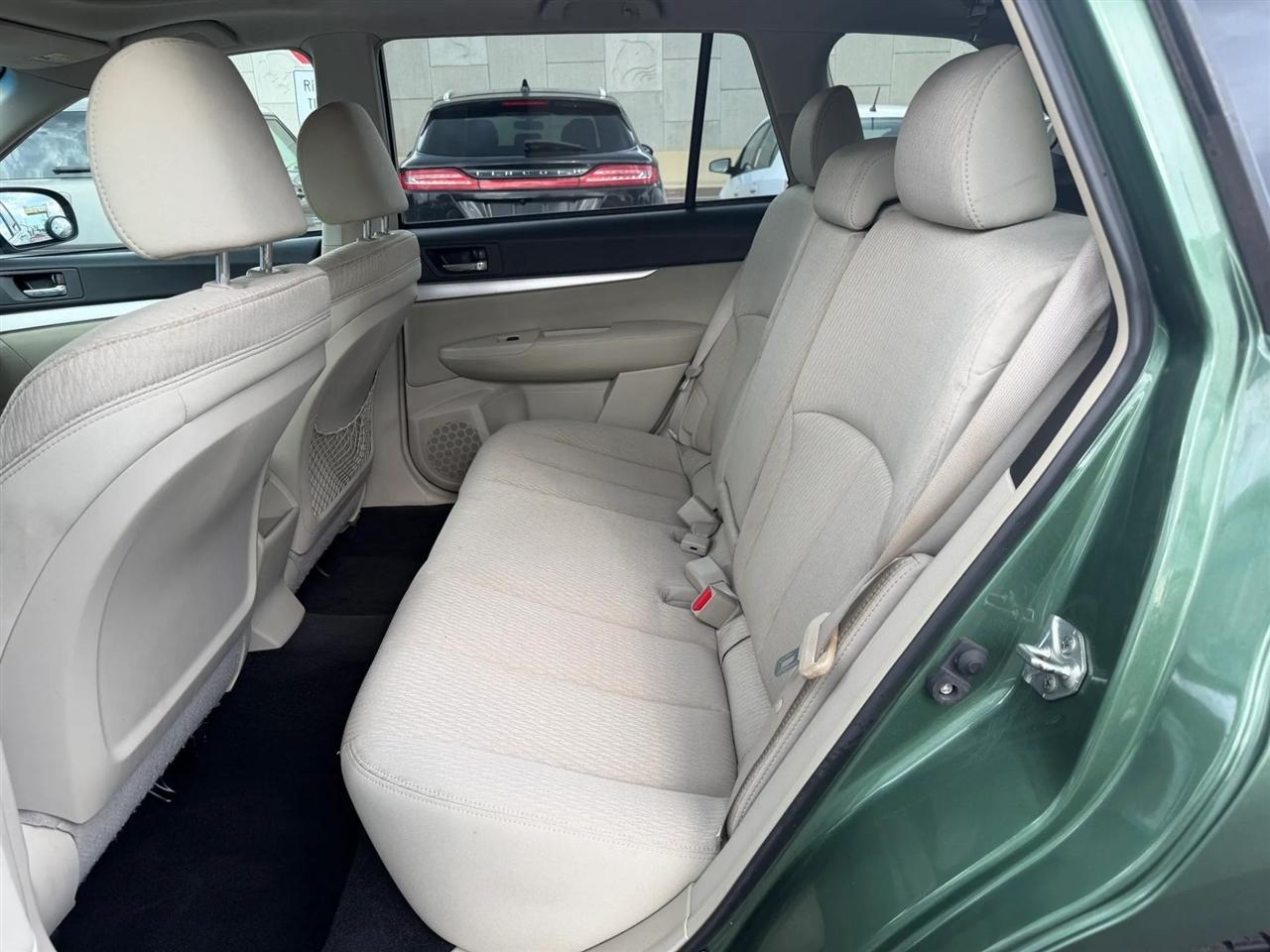 Subaru Outback  2011