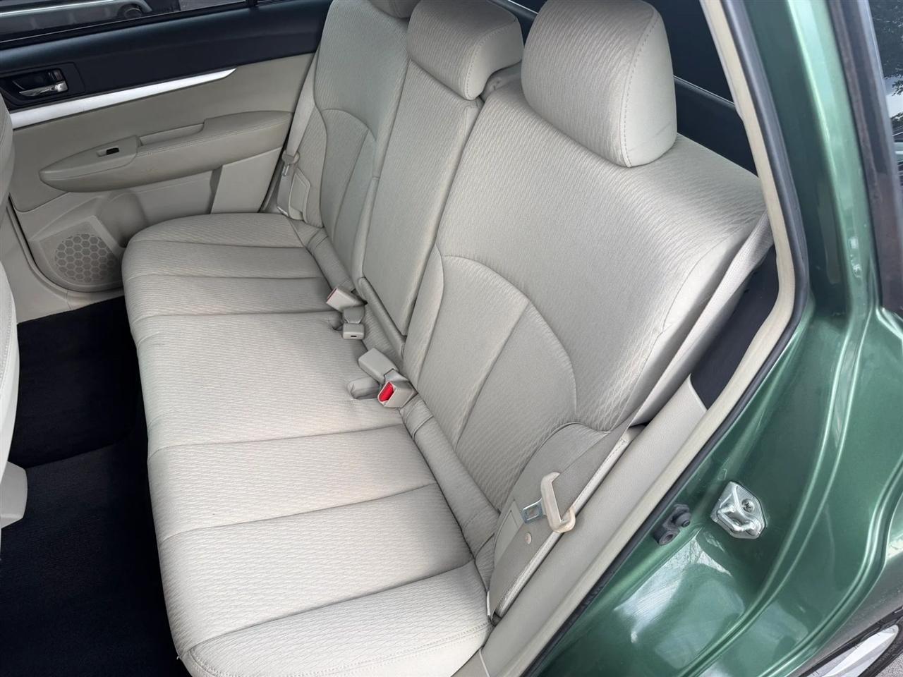 Subaru Outback  2011
