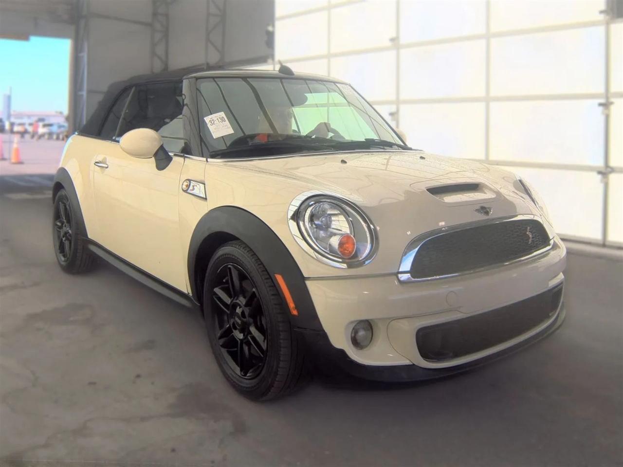 MINI Cooper Convertible  2014