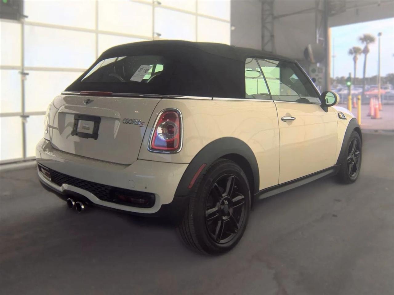 MINI Cooper Convertible  2014